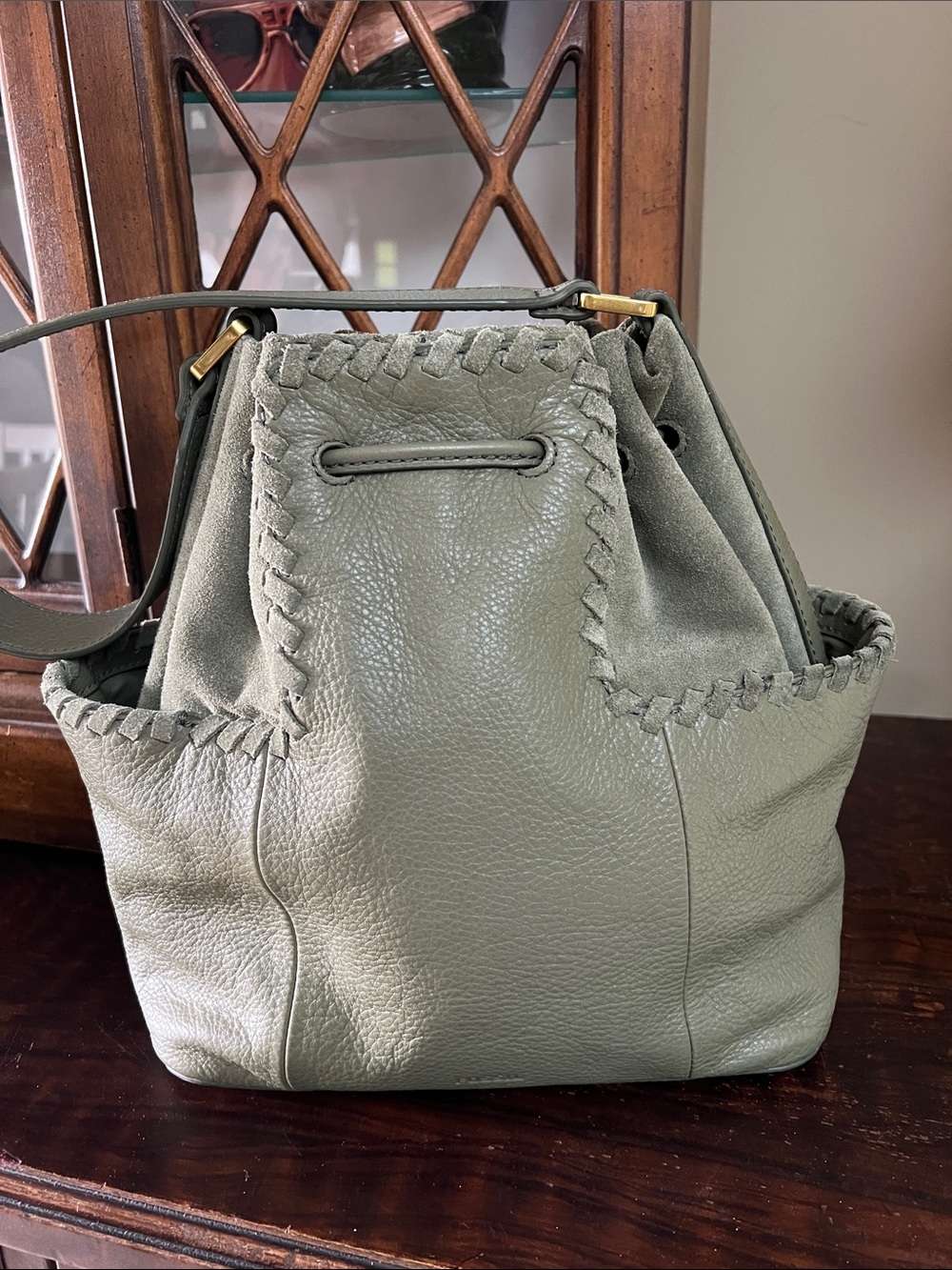FOSSIL COOPER Leather Drawstring Bucket Bag - Picture 2 of 5
